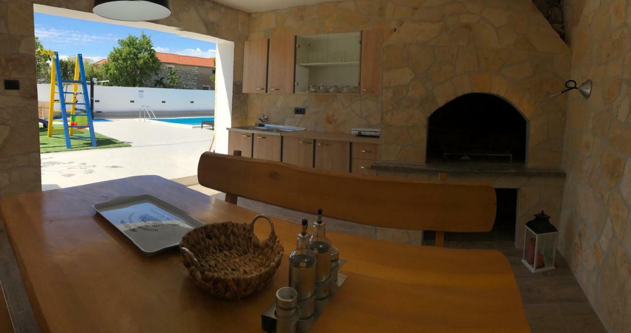 Villa Mare - With Heated Pool Zára Kültér fotó